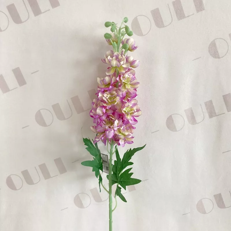 Flores de delfinio artificiales