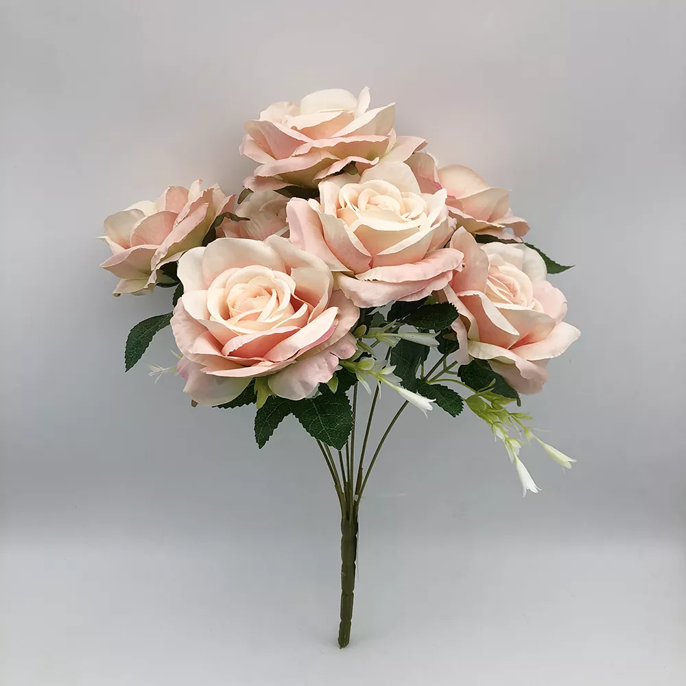 Ramo de rosa de flores artificiales