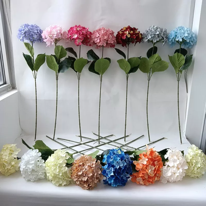 Flores de hortensia falsa de seda