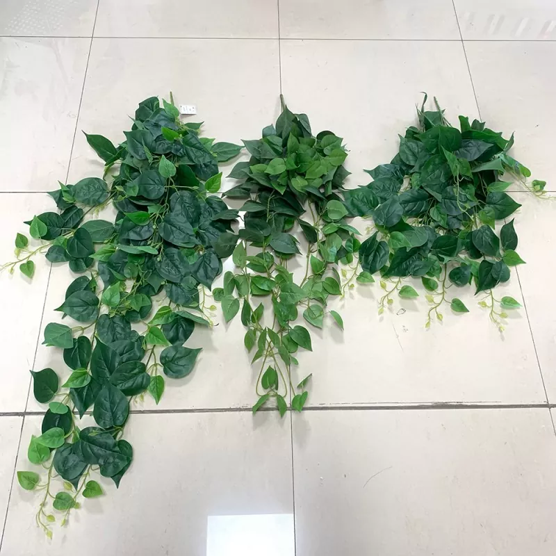 Plantas artificiales colgantes de pared