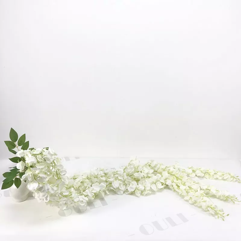 Flores de glicinia falsas blancas